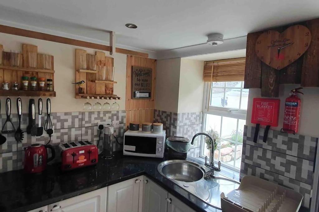 Cosy Cottage In Garnant Bagian luar foto